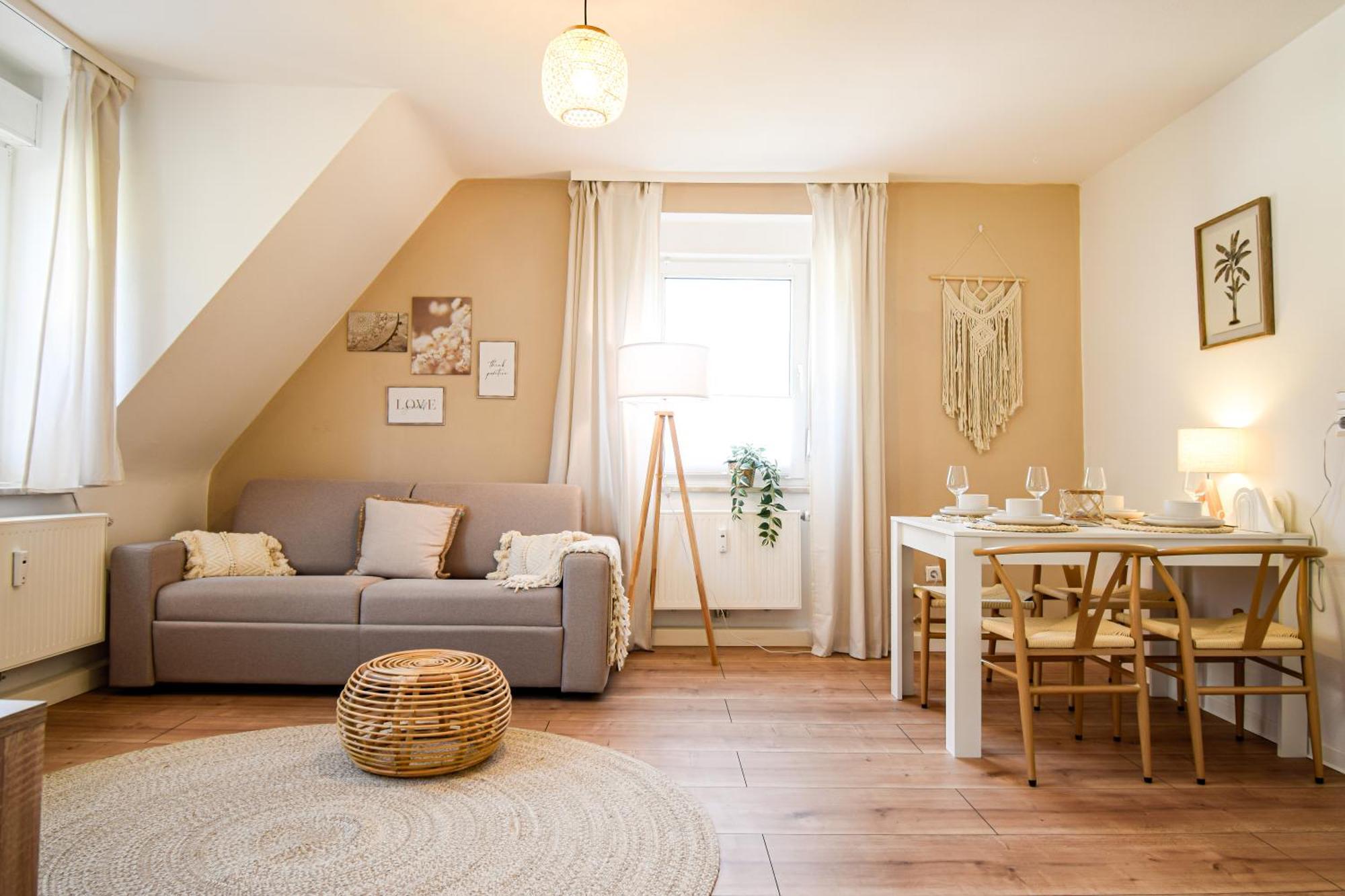 Boho-Apartment - Feel Like Home, Tiny Bathroom & Garage, 60M2 Mühlacker Exterior foto